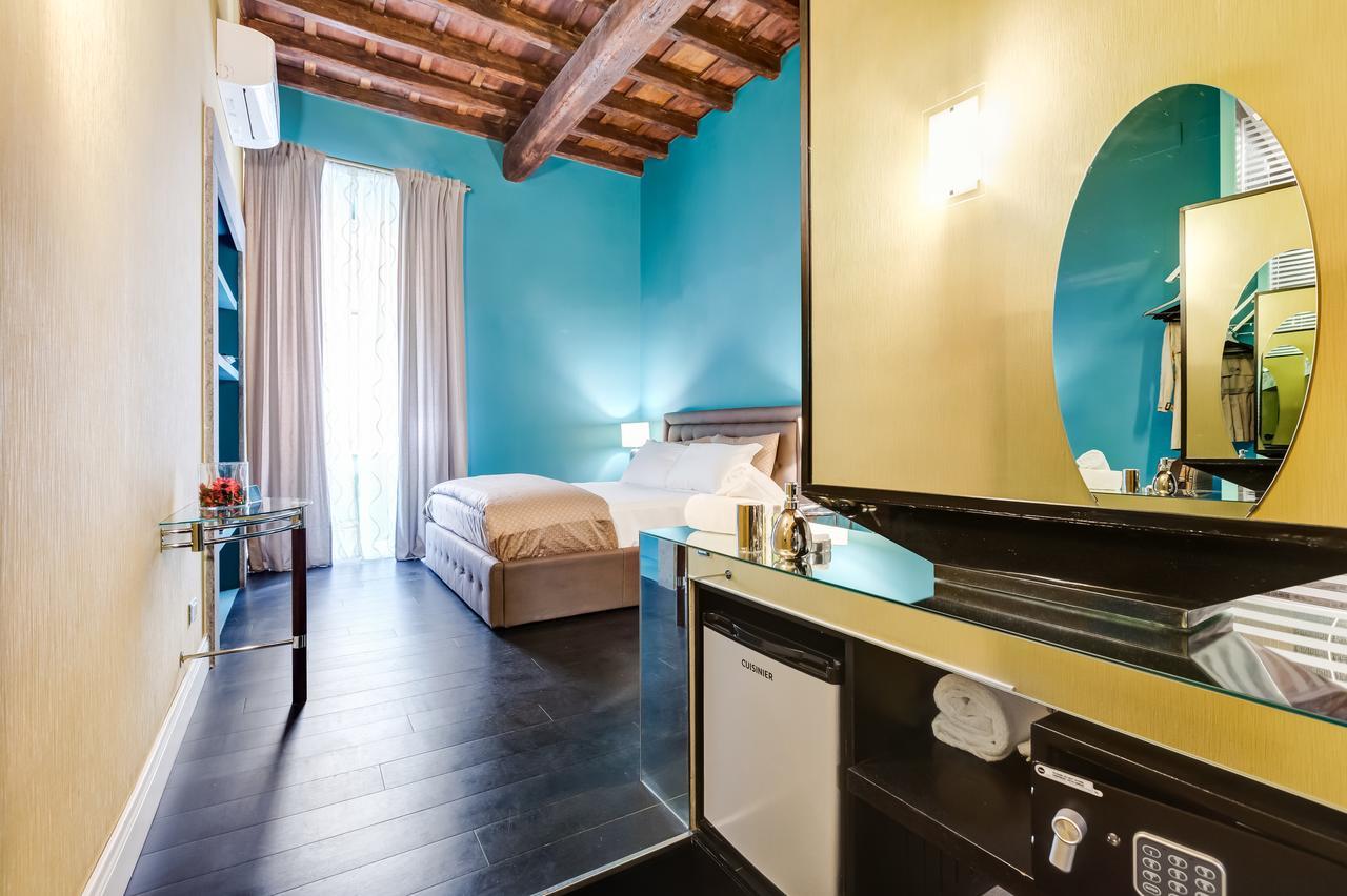The French Suites By Oneup Hospitality ローマ エクステリア 写真