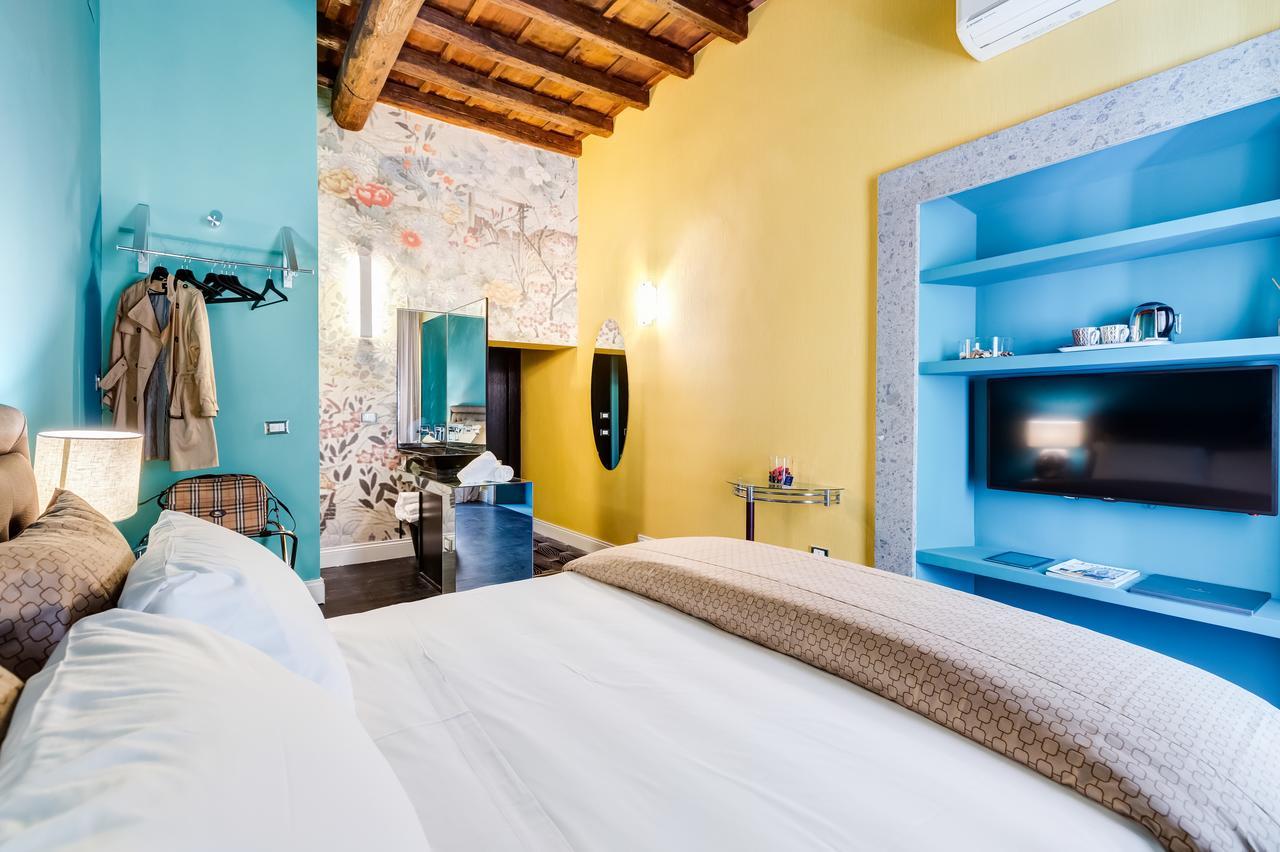 The French Suites By Oneup Hospitality ローマ エクステリア 写真